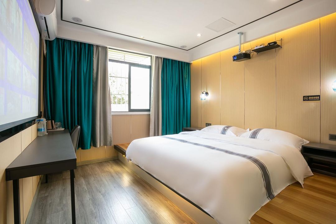 Chengdu Chaxiang Lishe