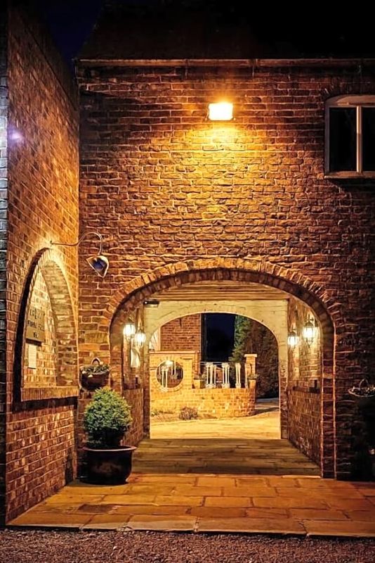 Loftsome Bridge Hotel