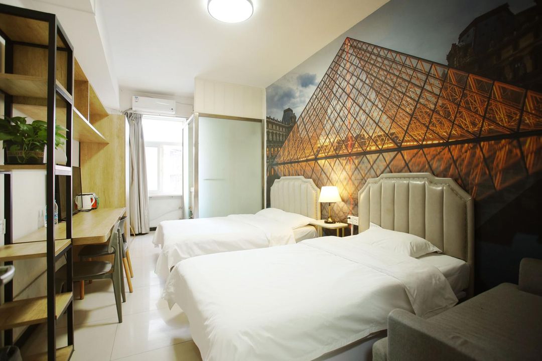 Yiranju (Beijing Chaoyang Railway Station)