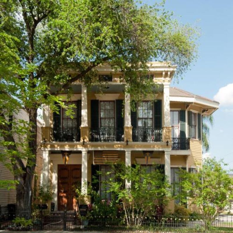 HH Whitney House - A Bed & Breakfast on the Historic Esplanade