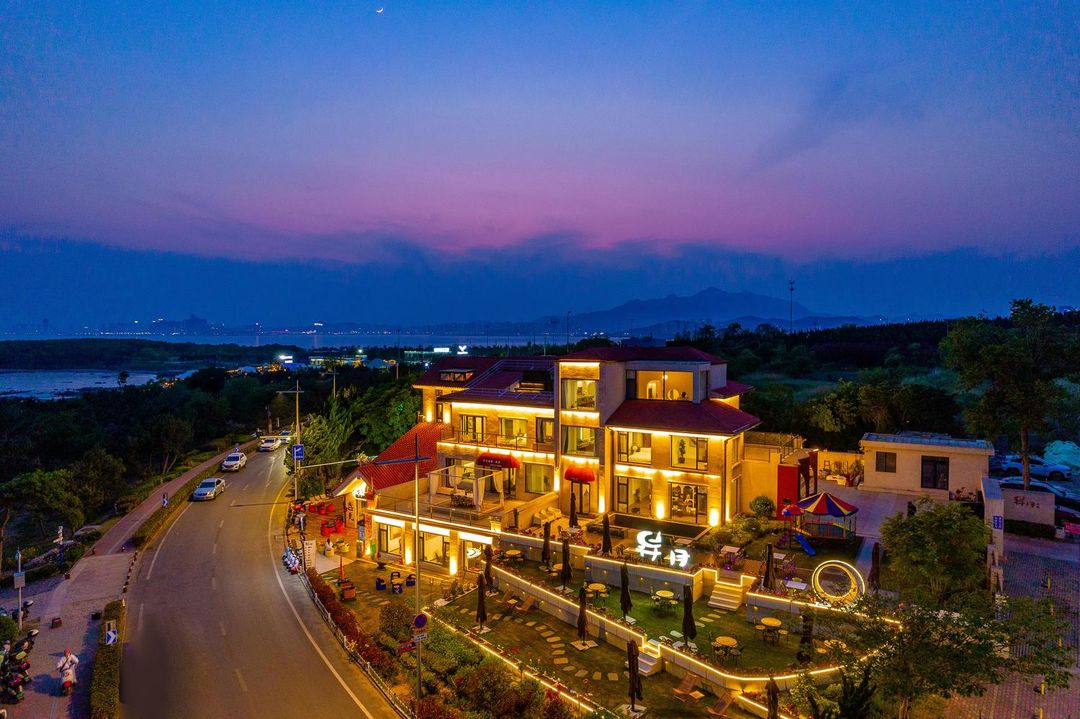 青島昇月海趣民宿