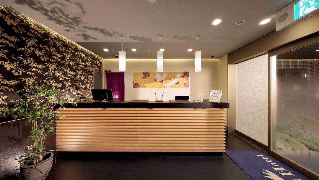 心齋橋東水晶酒店