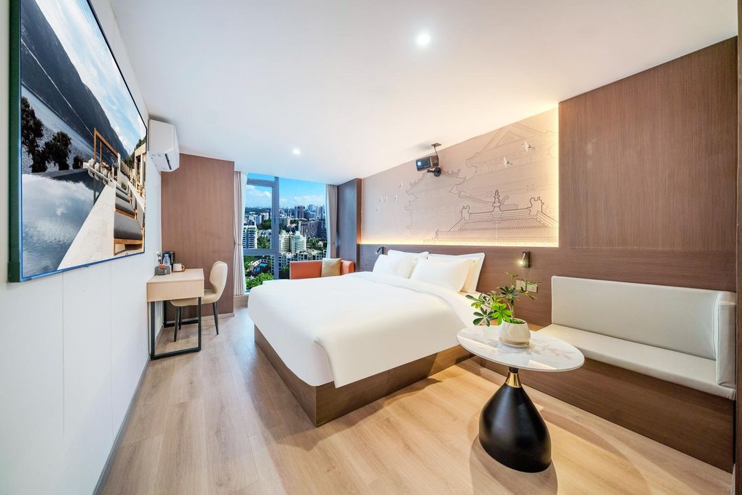 Chengyin Hotel (Qujiang Creative Valley Huangqutou Subway Station)