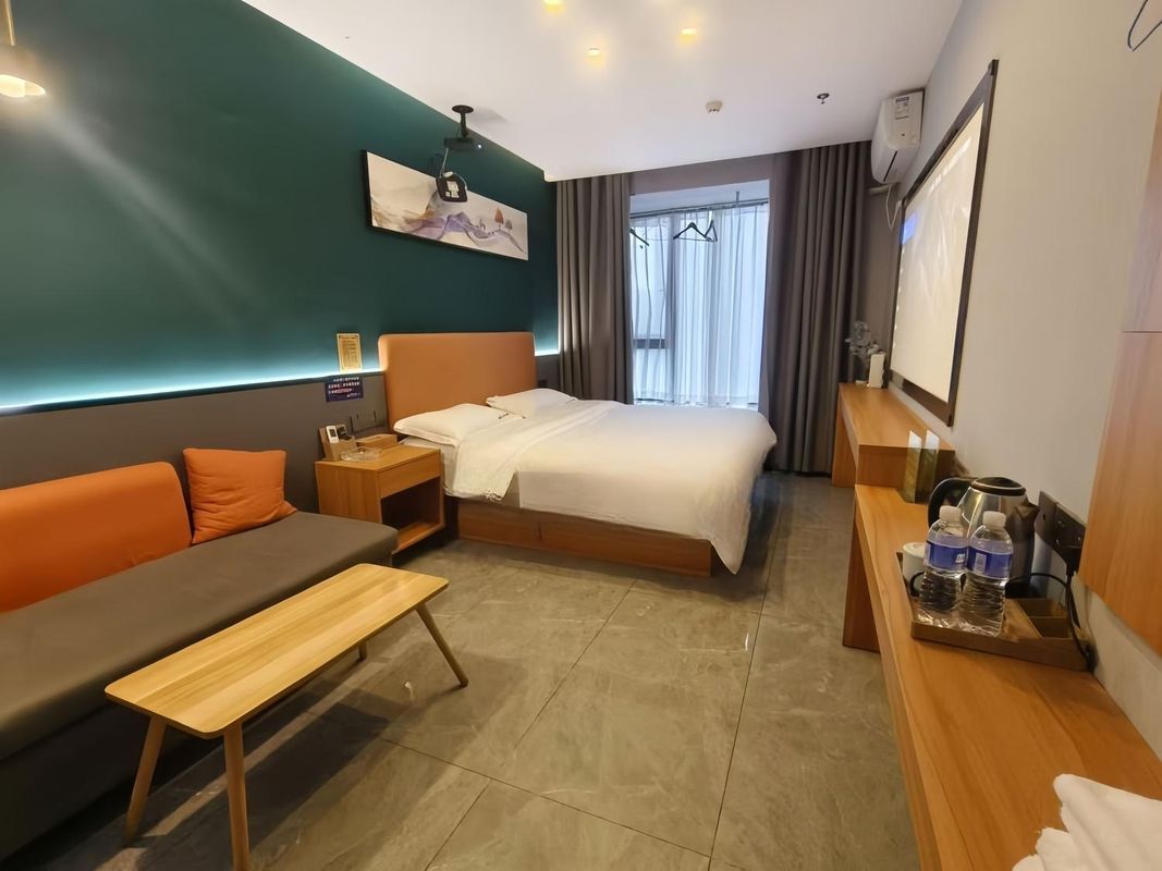 Wuyuan Shanshui Hotel (Wugu Changfeng Subway Station)