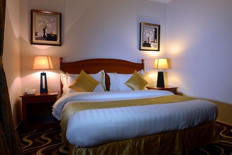 帕里斯尼布德爾酒店