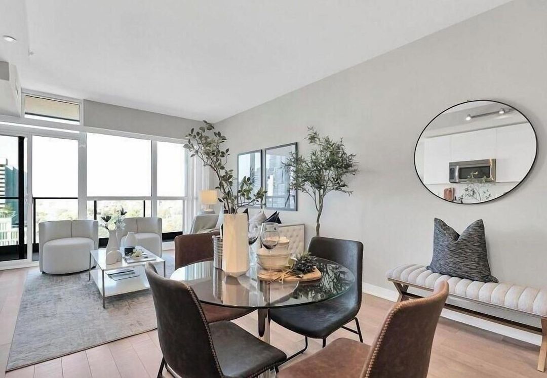 多倫多天際豪華全景套房及塔樓