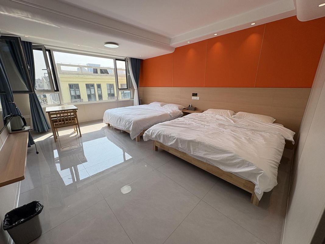 Zhuyue Haiju Homestay Hotel