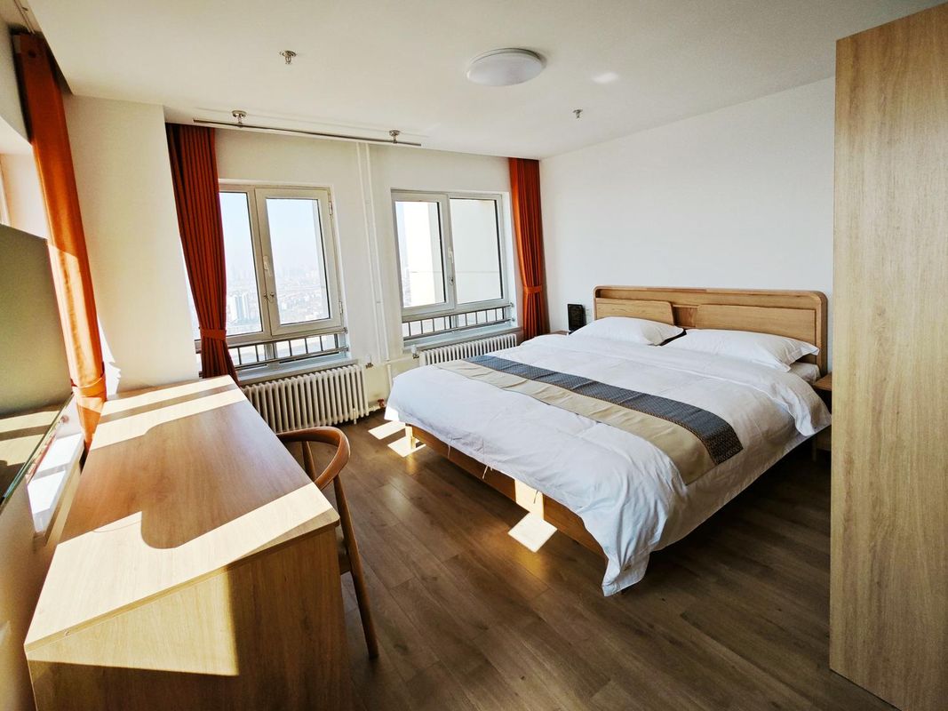 China Tiejian Hengyu Hotel (Tianjin Minquanmen Subway Station)