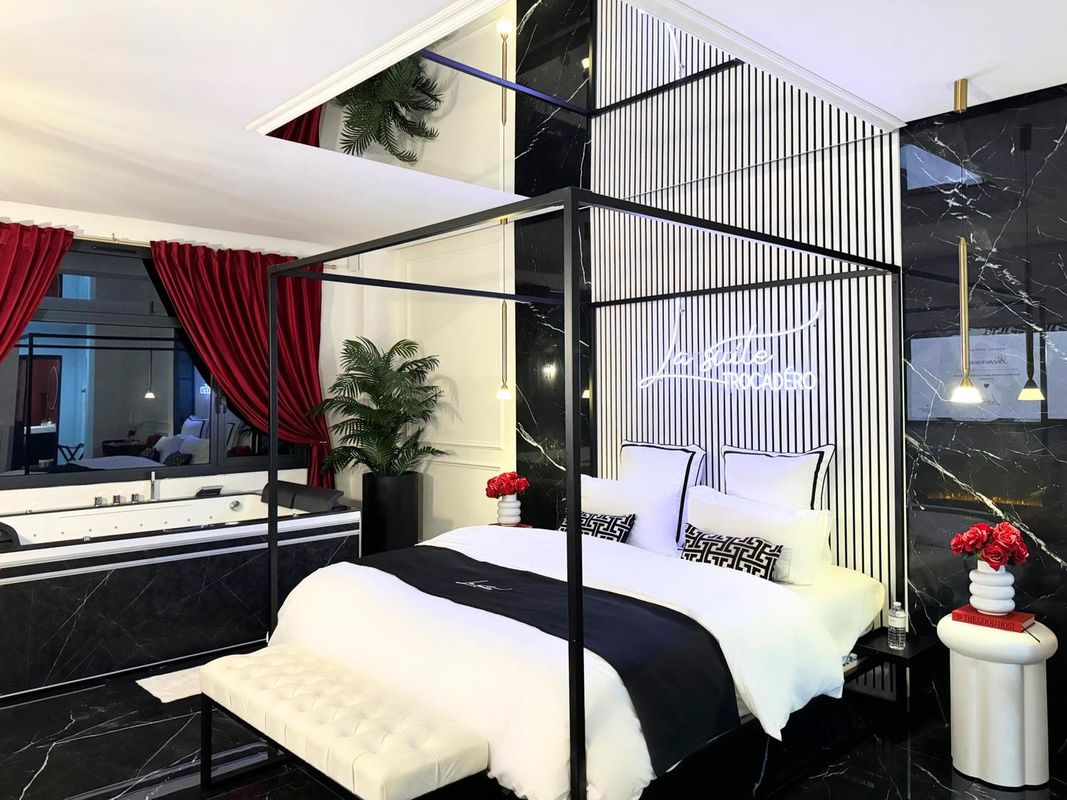 La Suite Trocadéro - Private Jaccuzi