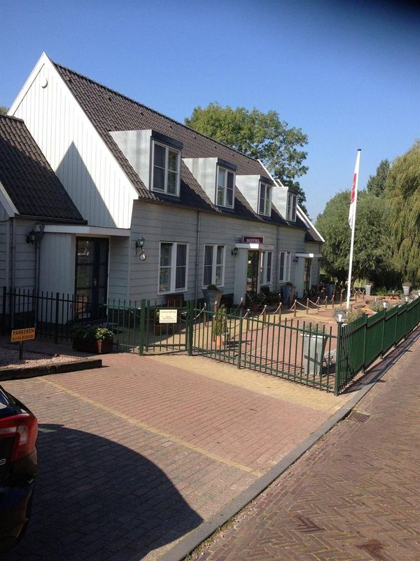 Amsterdam Village Hotel (Former Hotel de Oude Taveerne)