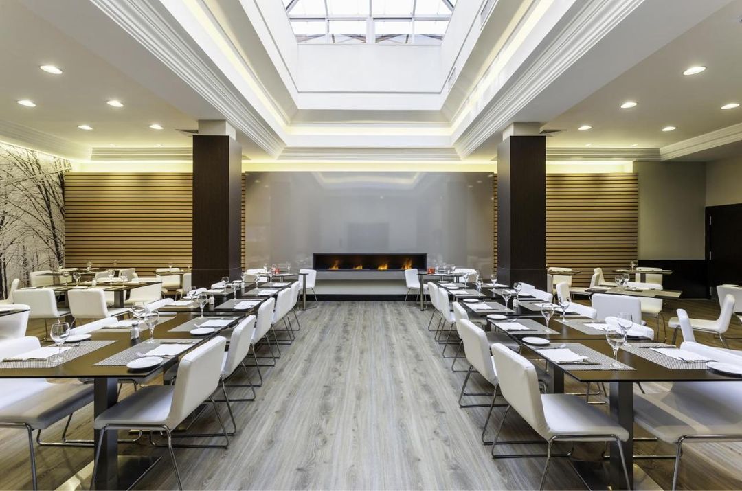 馬德里伊魯尼套房酒店