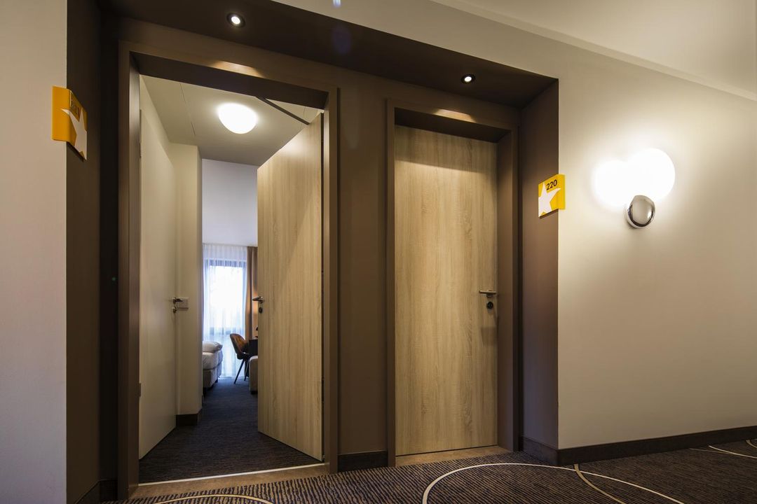 薩德斯特恩酒店