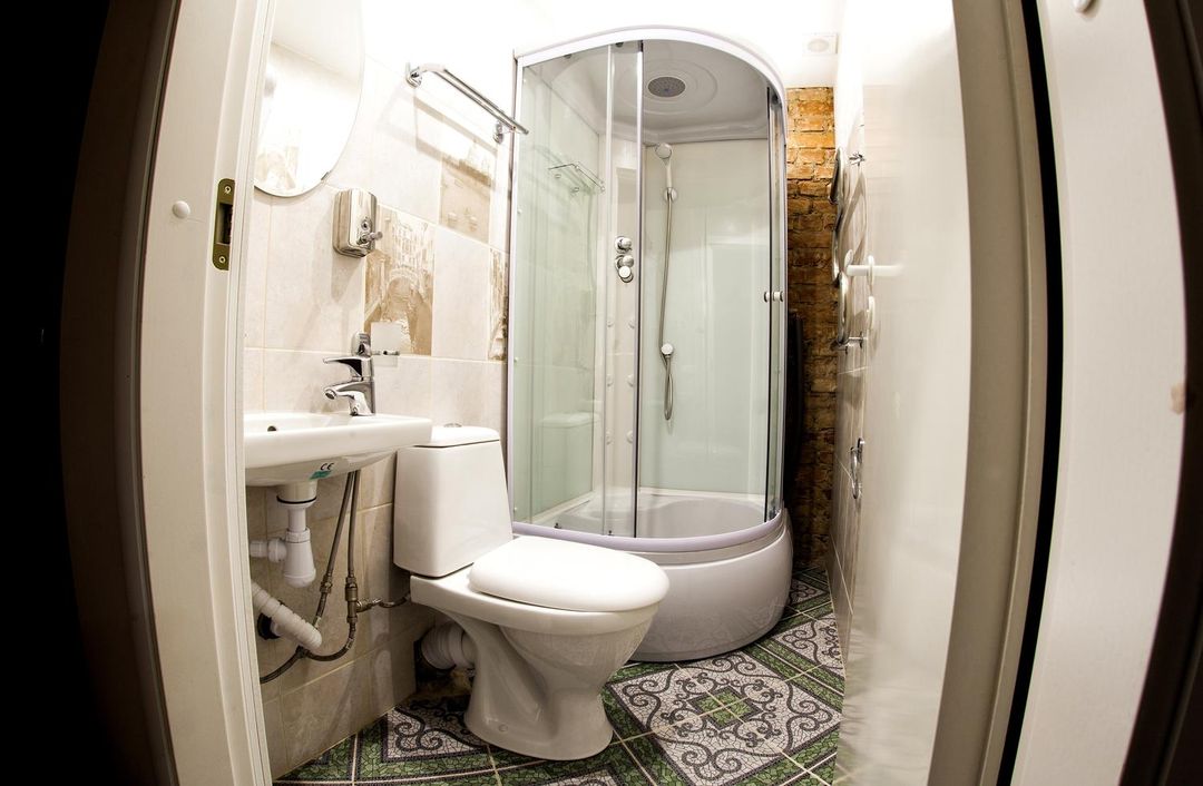 阿姆普盧瓦旅館