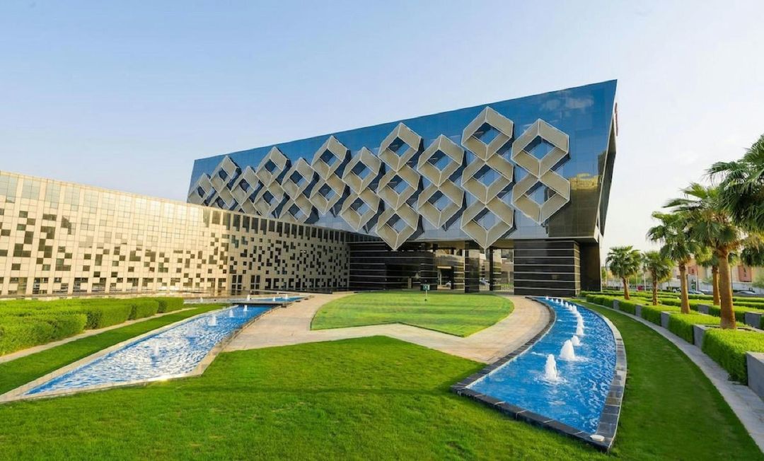 利雅得Rdc皇冠假日酒店及會展中心