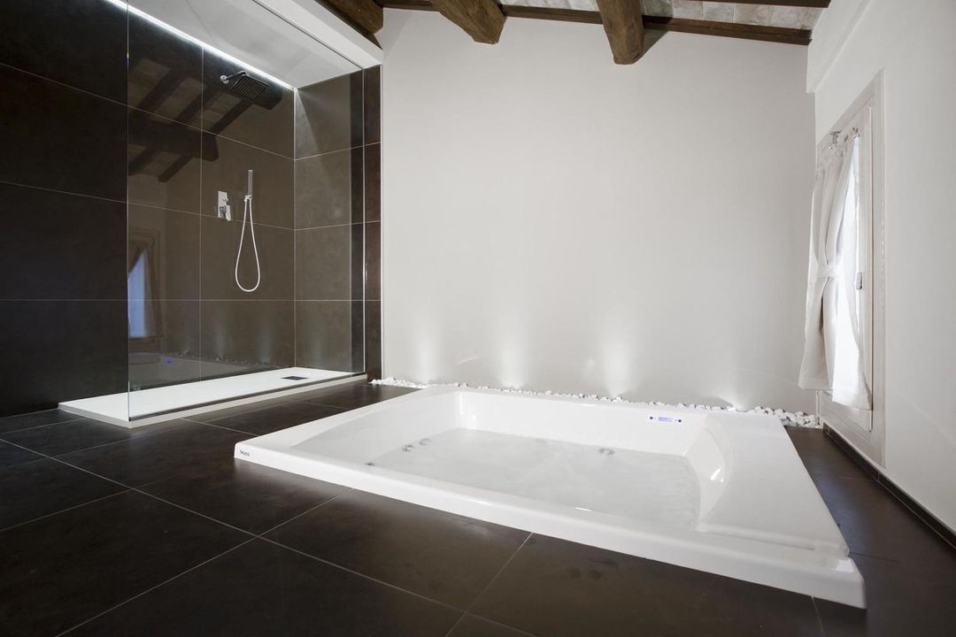 Borgoleoni 18 - Room and Breakfast