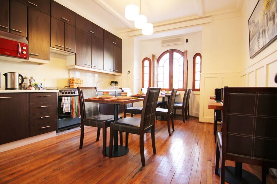 布拉西斯酒店及共享工作