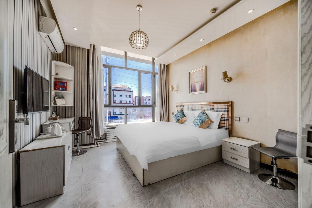 Urumqi Huancheng Yijia Exquisite Hotel