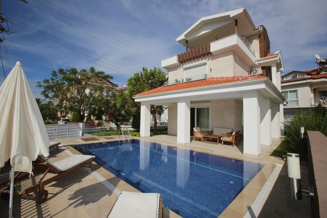 燈塔莉迪亞別墅