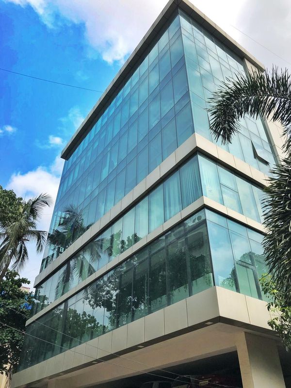 艾斯特羅帕孟買機場酒店