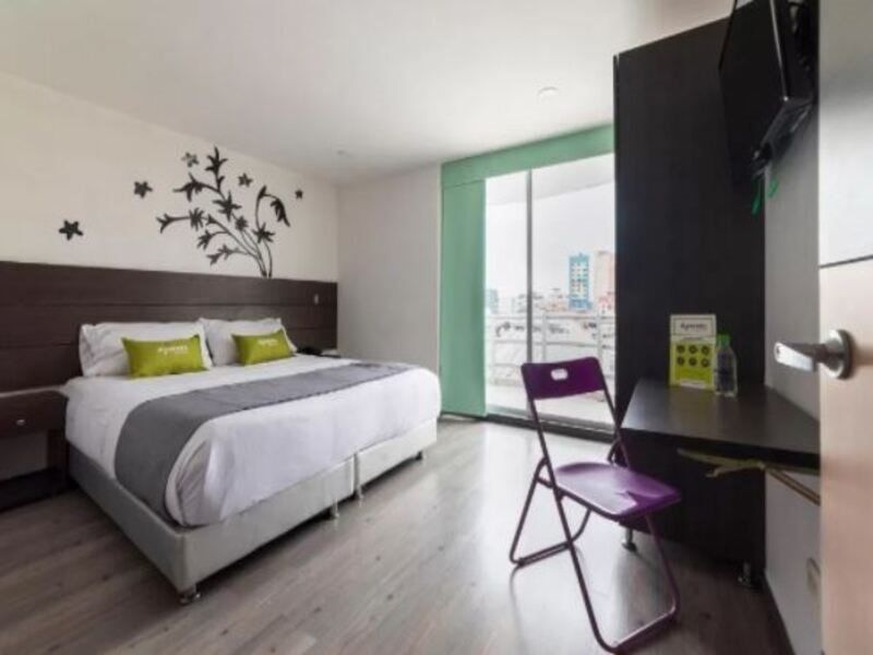 菲里亞爾世博酒店