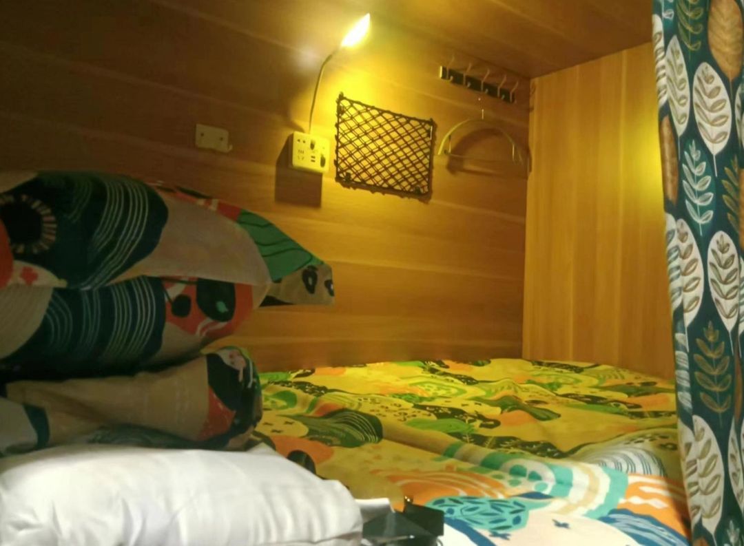 Jinbaocang Youth Hostel