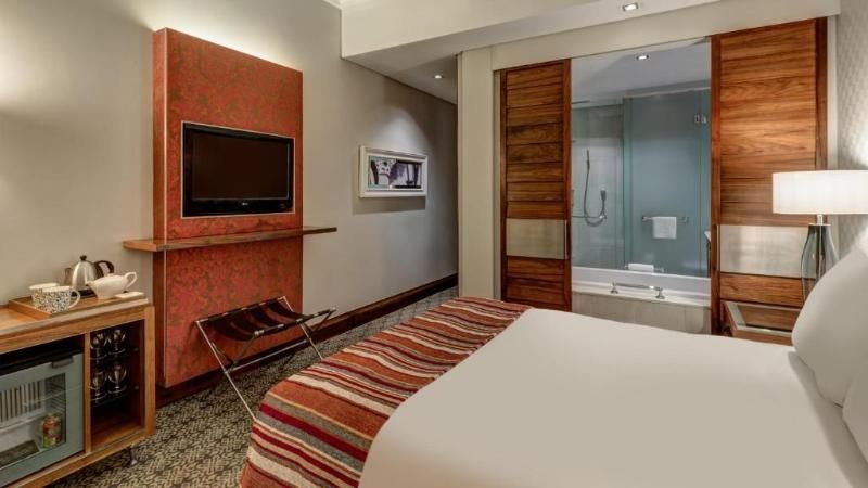 蒙蒂娛樂場樞軸酒店