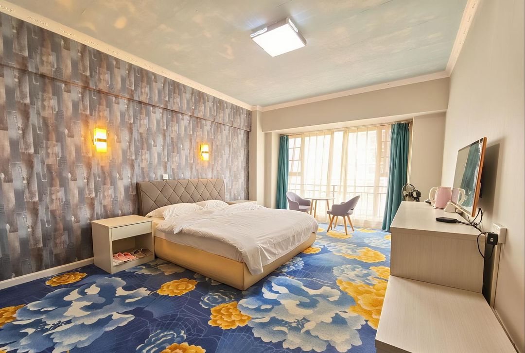 Chun Tian Hui Gu Hotel