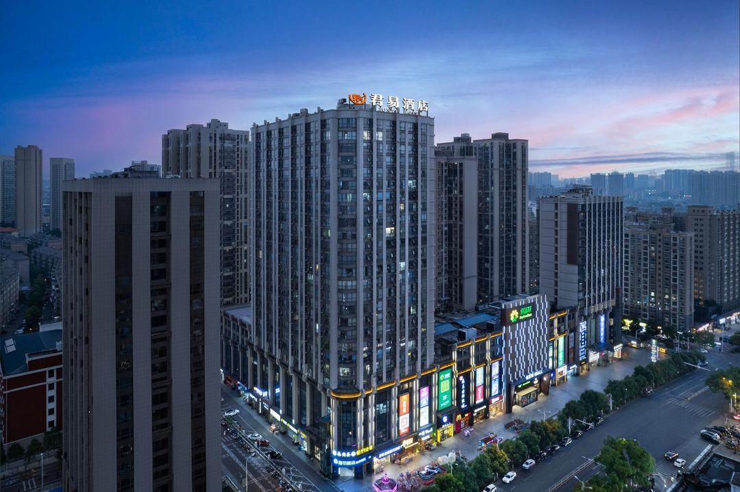 Junyi Hotel
