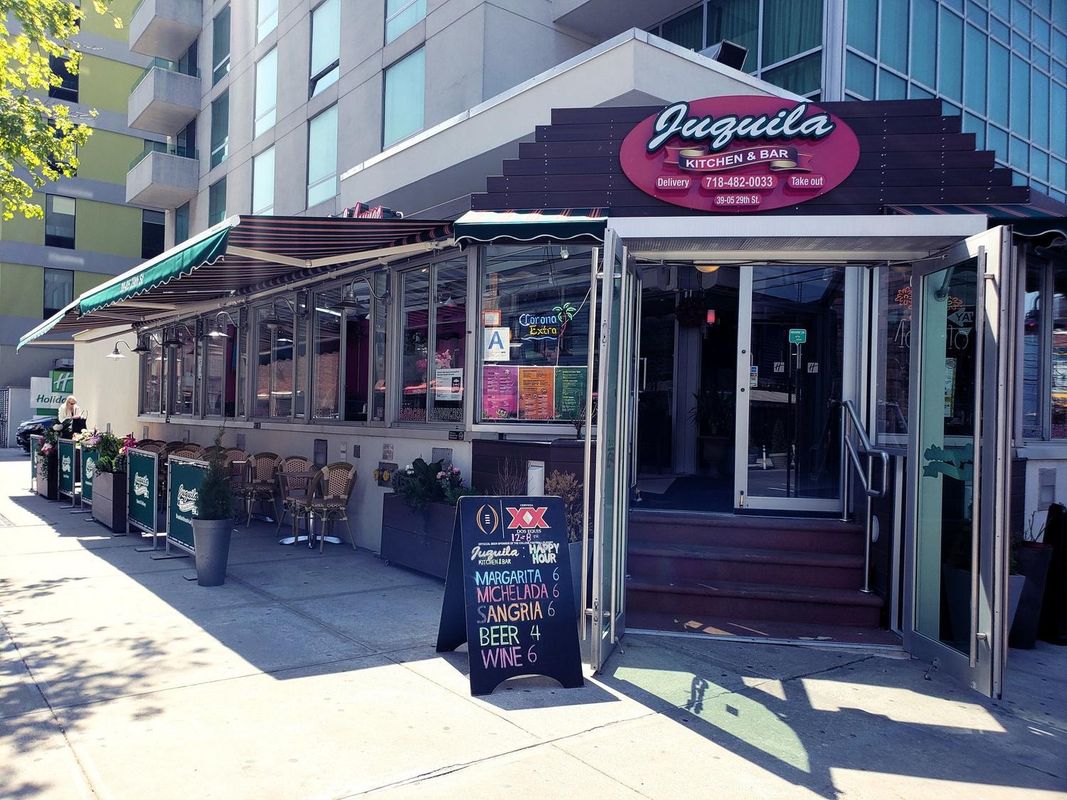 LIC Manhattan View Hotel