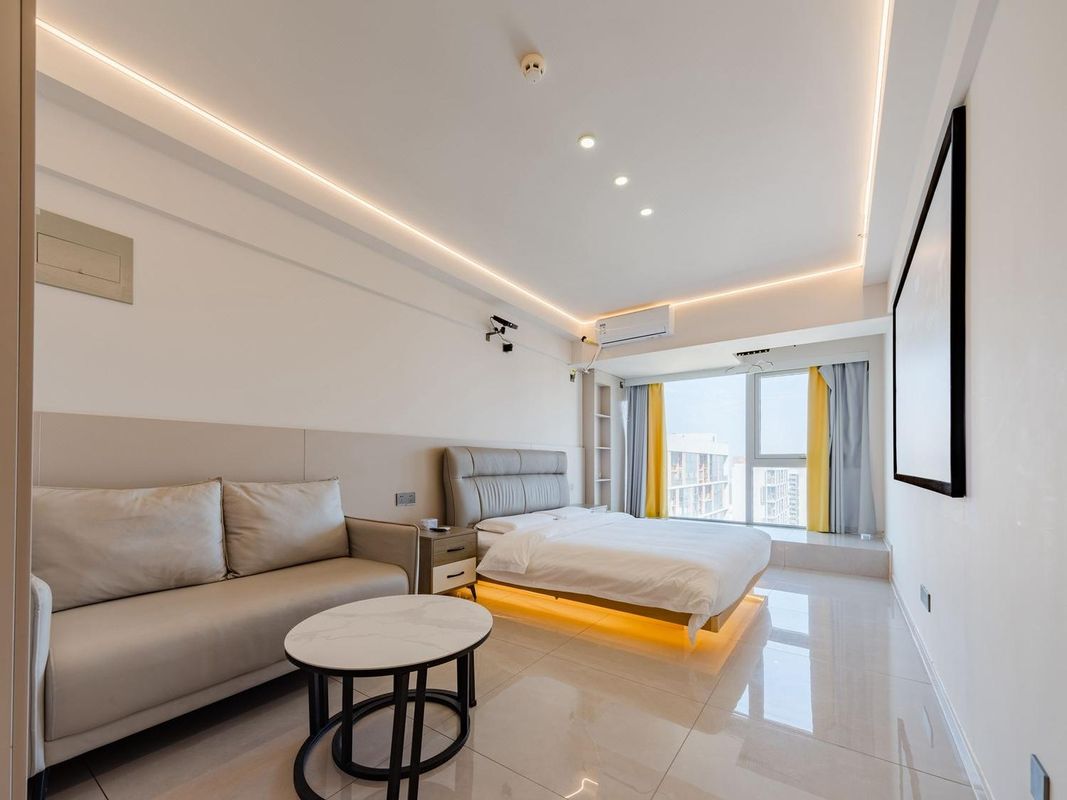 Yuelan Yaduo Audio-visual Apartment (The Mixc Rizhao Station)