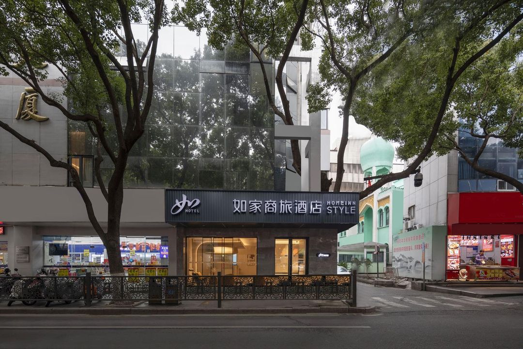 如家商旅酒店(蘇州七裏山塘景區石路地鐵站店)