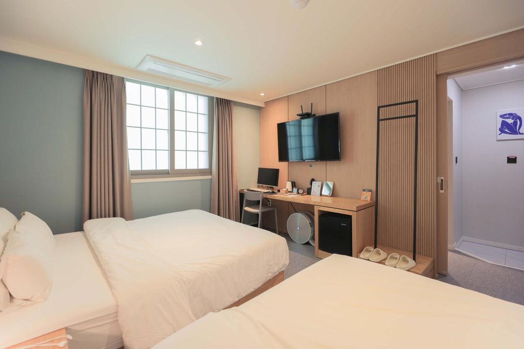 昌原馬山弗羅姆H萊茲伊赫文