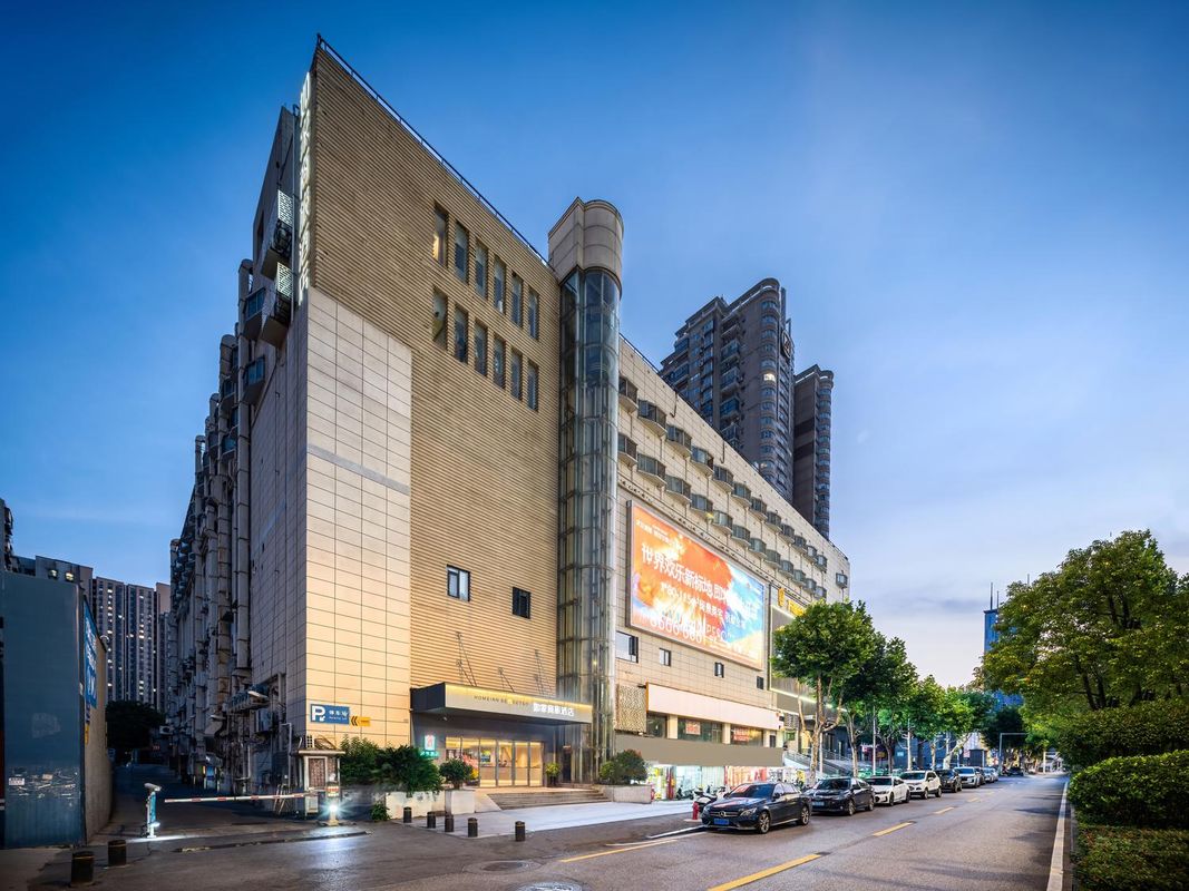 如家商旅酒店(武漢武商夢時代寶通寺店)