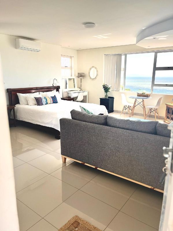 海景日落精品公寓