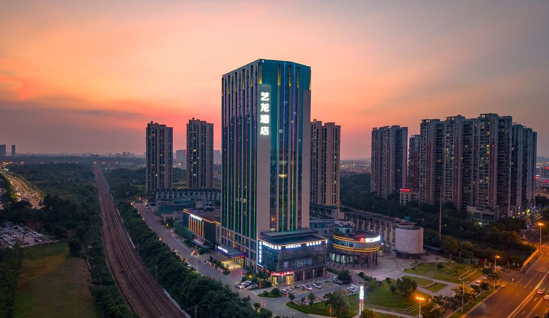 藝龍酒店(長沙月亮島罐子嶺地鐵站店)