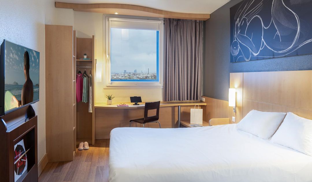 宜必思巴塞羅那瑪瑞迪那酒店