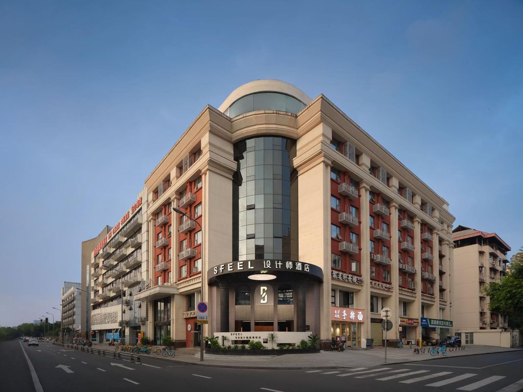 SFEEL設計師酒店(成都杜甫草堂少陵路店)
