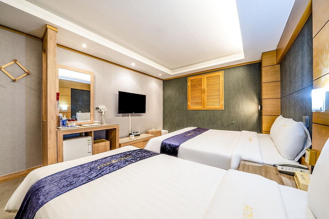 巴里觀光者酒店