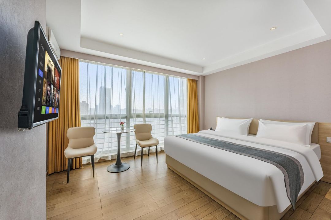 WOWQU Serviced Apartment (Foshan Wanhua Subway Station Tianhong Center)