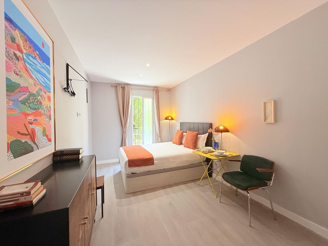 Journey Inn · Madrid