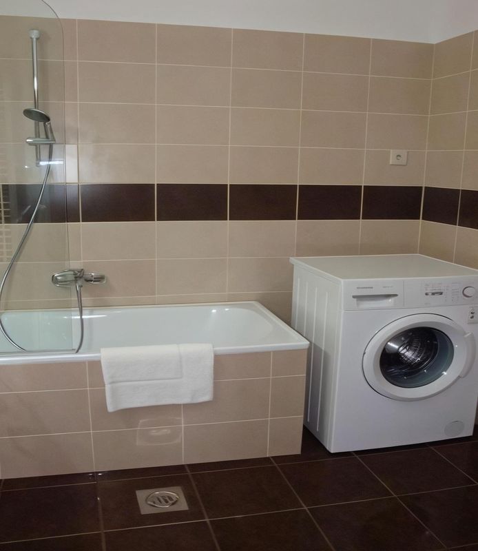 Market Square Apartment