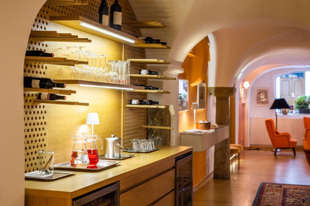 阿瑪迪斯老城酒店