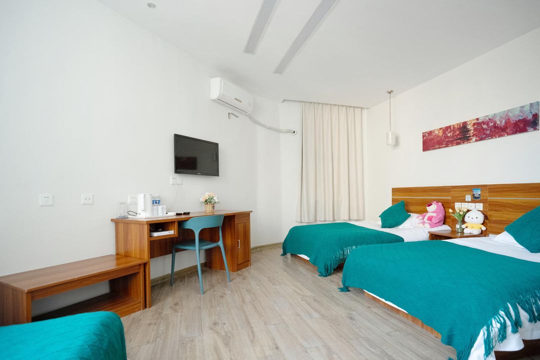 言海酒店(青島火車站棧橋店)