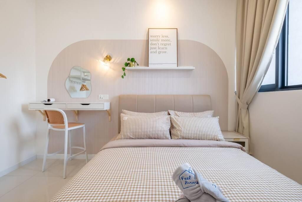 CHAMBERS BY FEEL HOME