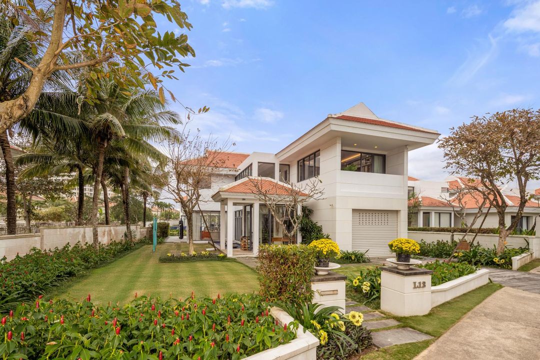 Ocean Villa Da Nang 4BR 5 Beds, Private Pool and Kitchen