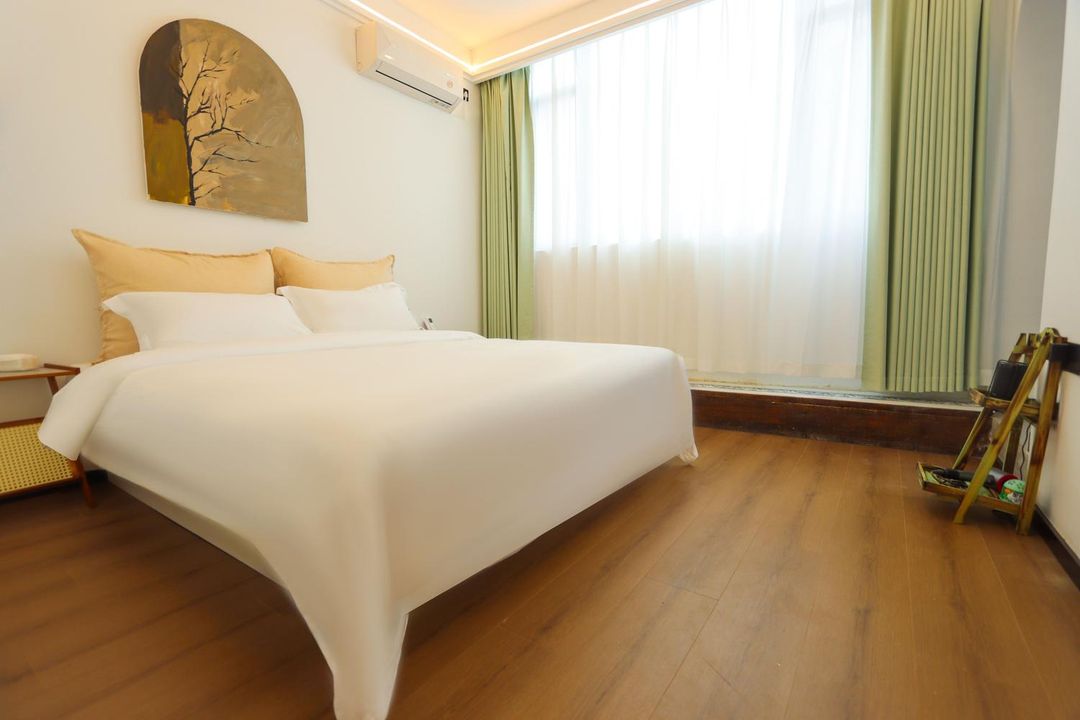 Sijingshe Smart Control Audio-Visual Homestay (Chengdu Xipu Subway Station)