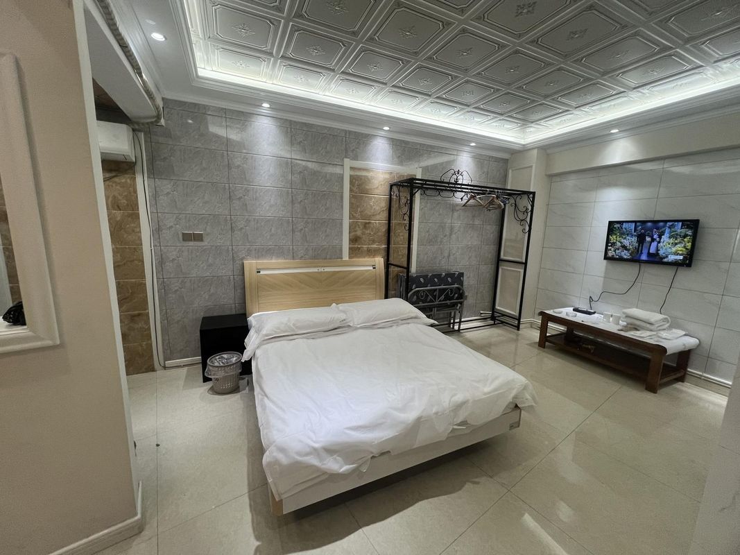 Haoganqing Selected Homestay (Longhai Pedestrian Street)