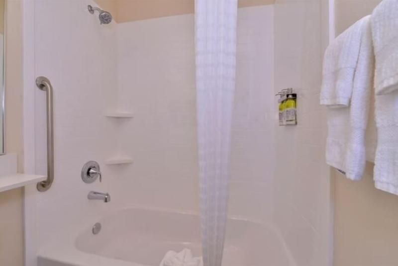 Candlewood Suites Austin Airport