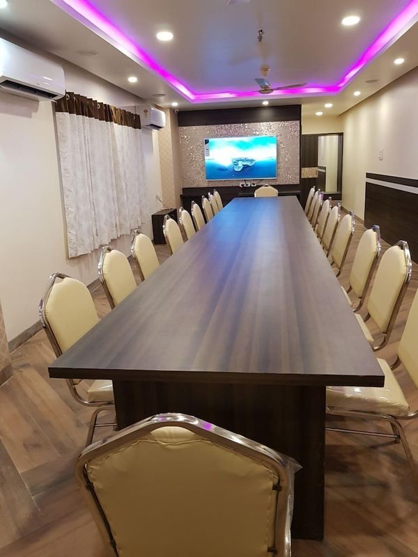 OYO 14474 Hotel Balaji Grand