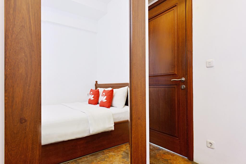 Zen Rooms Basic Uninus Syariah